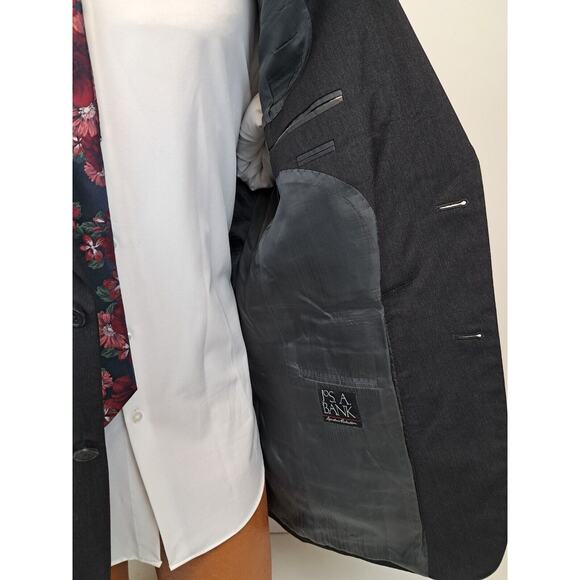 Jos A Bank Signature Collection Gray Wool 2 Piece Suit 41L Pleated Pants 34x30 - Picture 9 of 12